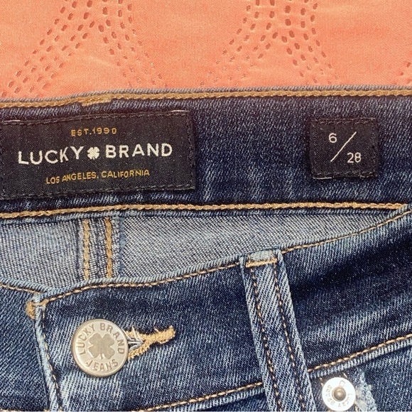 Lucky Brand Women’s Dark Blue Brooke Straight Jeans - Picture 3 of 8